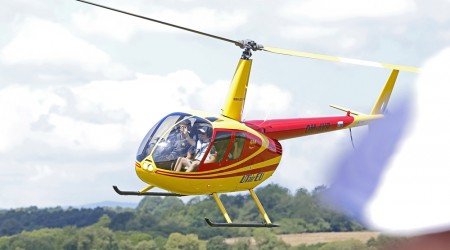 Helikoptéra Utair Robinson R44